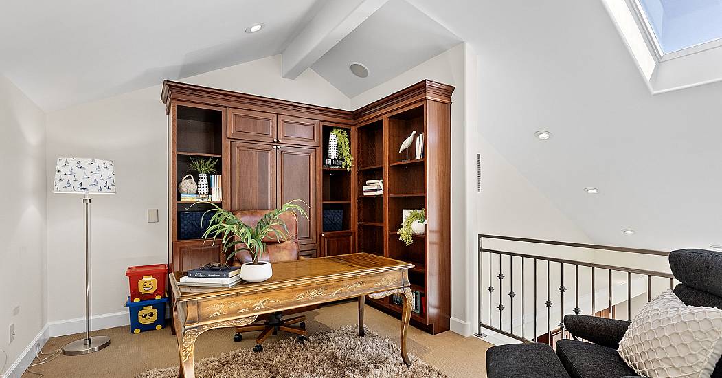 89-web-or-mls-12513-101st-ave-ct-nw.jpg
