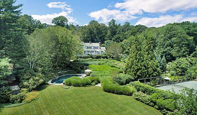 New England Land Company Lists 13 Acre Greenwich Estate
