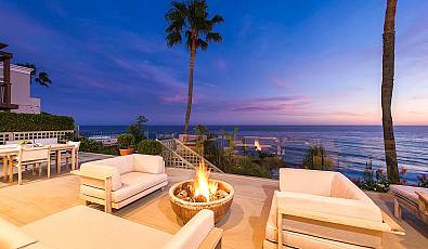 Summer Luxury: Fabulous Outdoor Fire Pits