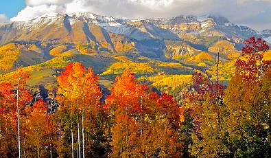 Finding Fall: The Top Locations to Enjoy Autumn Scenery