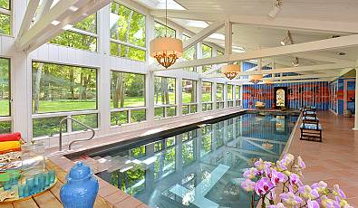 At Home Retreat: Luxurious Indoor Pools