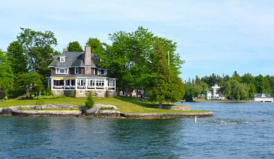 Waterfront Escape | Make Your Next Home on the Water