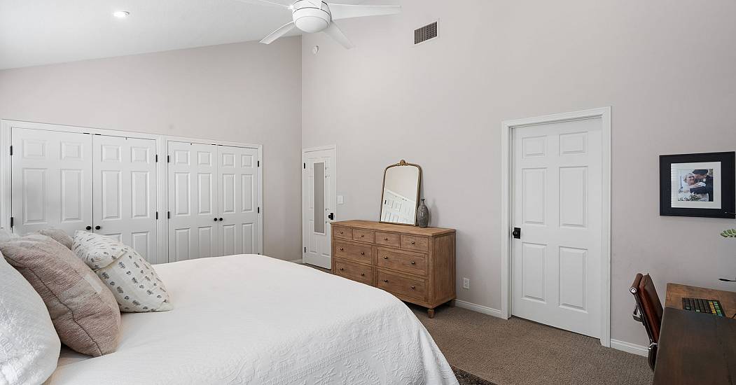 1121 Princeton Street 4-30.jpg