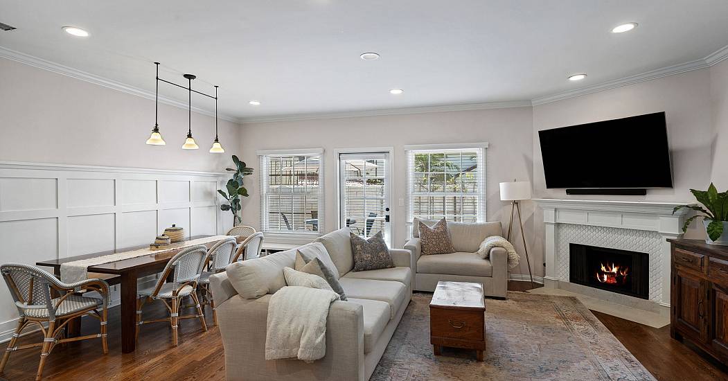1121 Princeton Street 4-6.jpg