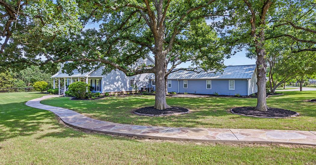 47-web-or-mls-560-e-jernigan-rd.jpg
