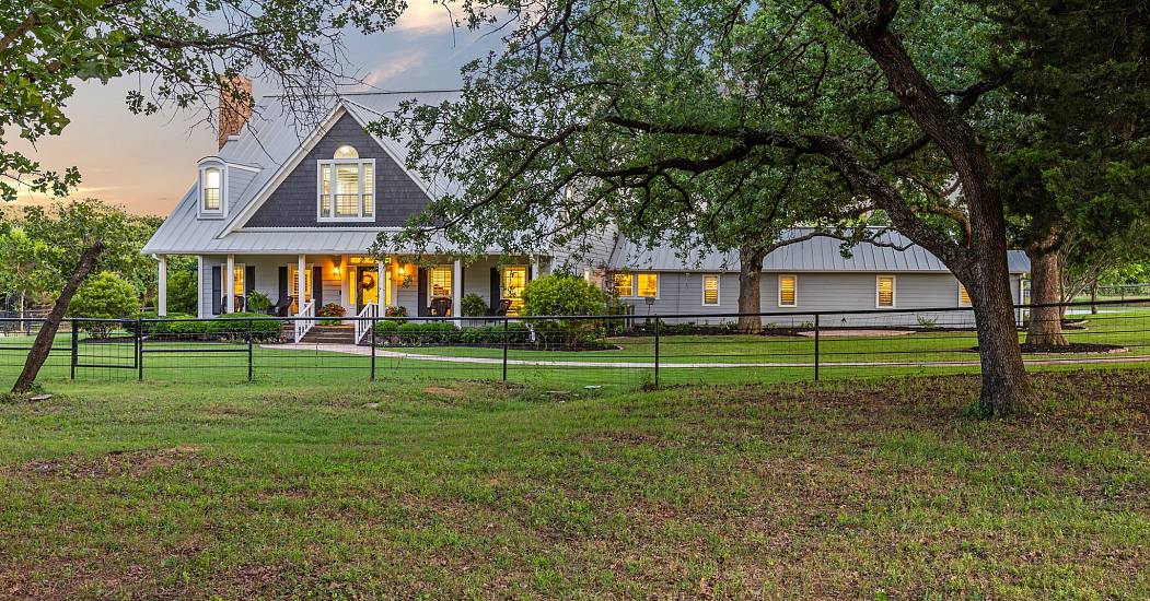 49-web-or-mls-560-e-jernigan-rd.jpg