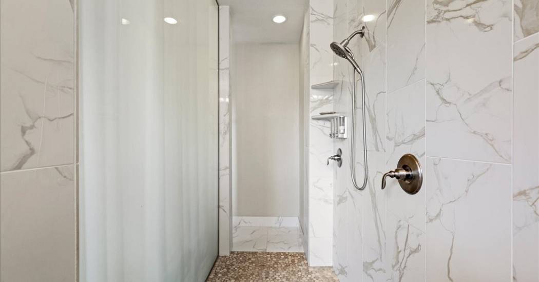 43-1480 N Colline Bello Way-Final-43.jpg