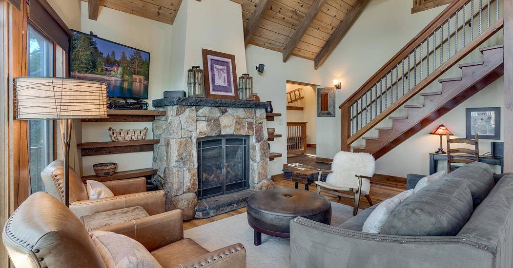 006-026-Living Room-1500x1000.jpg