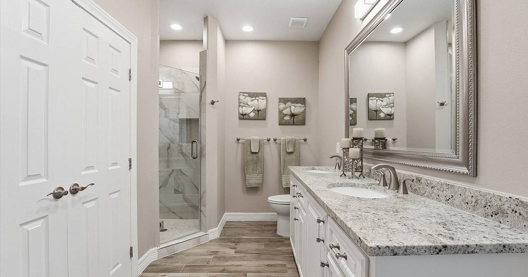 18-438 Amanda Cir-104.jpg