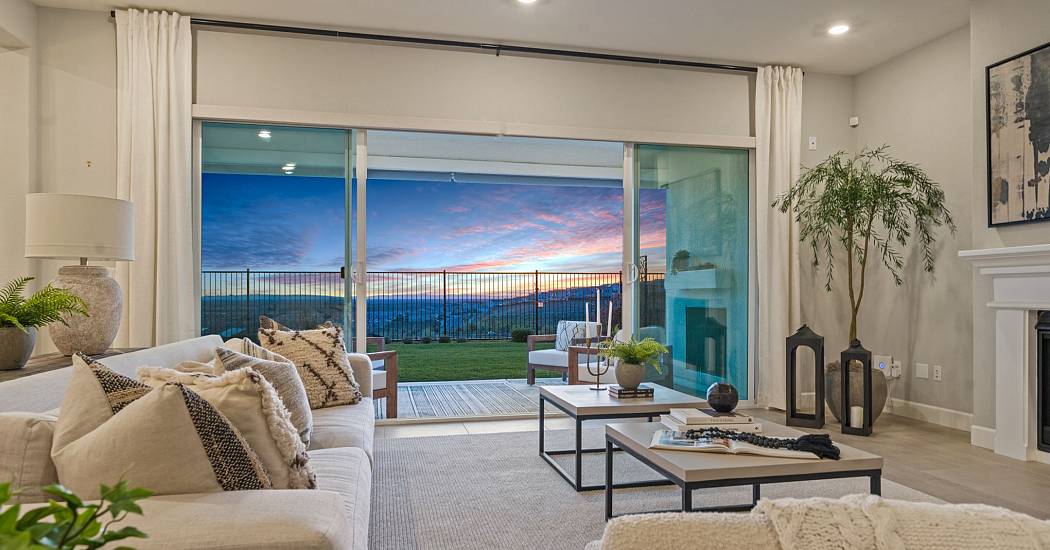 3363 Loggerhead Circle-90.jpg