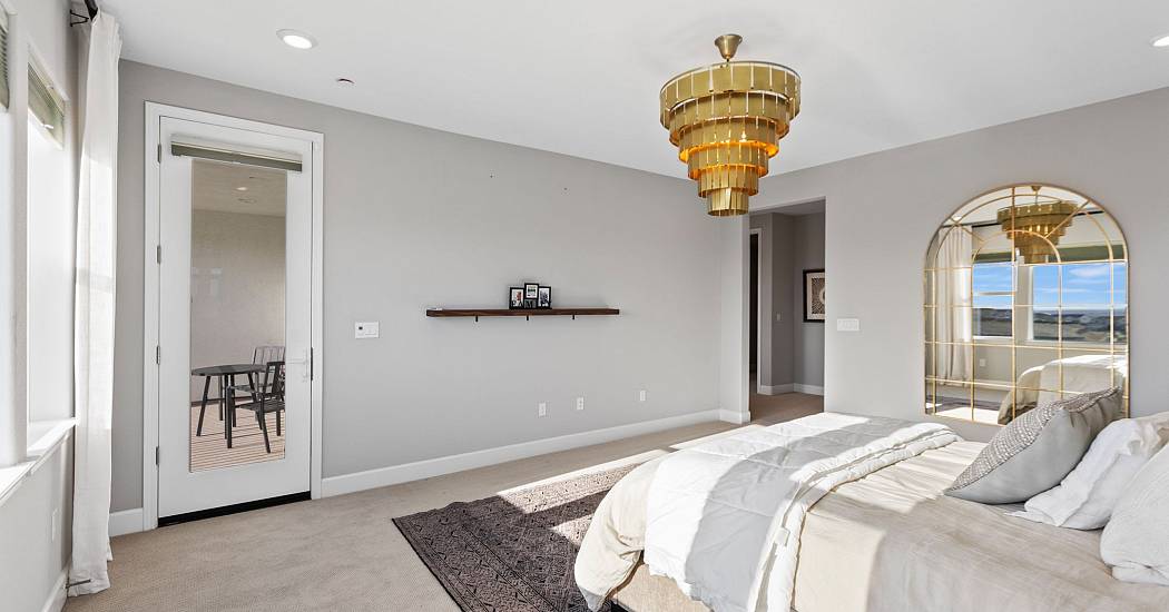 3363 Loggerhead Circle-55.jpg