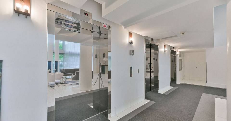 L3RycmViL2xpc3RpbmdzLzQ0LzEyLzYxLzczL3AvOTU5YjU5YjQtN2M1My00NzEzLWJjNmQtZWE0NDNjMjdlODY4LmpwZw.jpg
