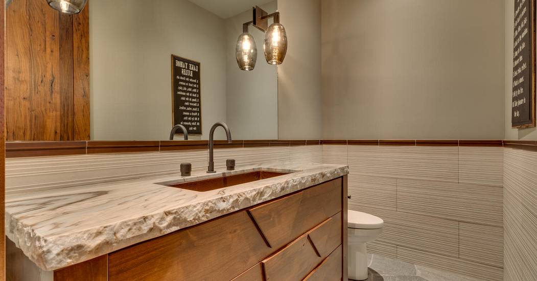 4250 N Lake Blvd Carnelian Bay-large-040-018-Bathroom-1500x1000-72dpi.jpg