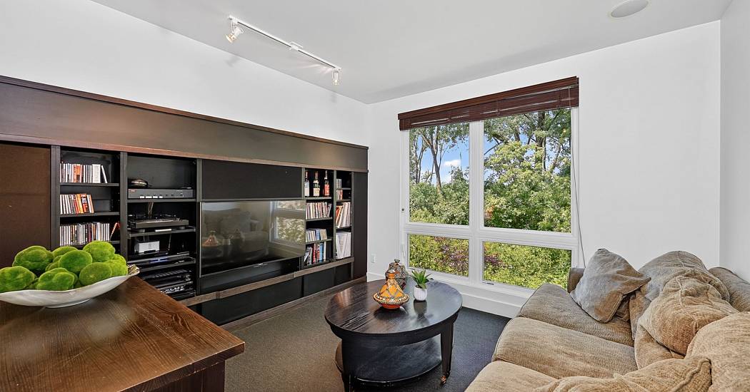 2026_4162_veith_ave_ss_mls-42.jpg