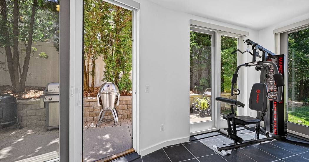 2026_4162_veith_ave_ss_mls-56.jpg