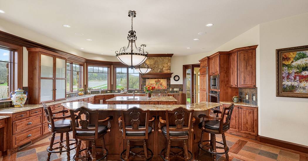 2026_W12295_reynolds_rd_int_mls-24.jpg