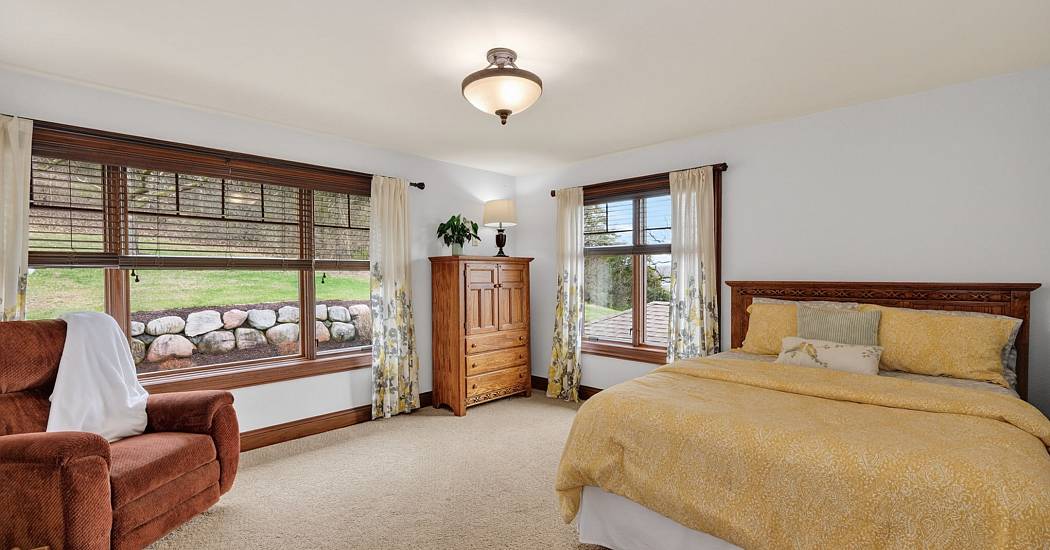 2026_W12295_reynolds_rd_int_mls-49.jpg
