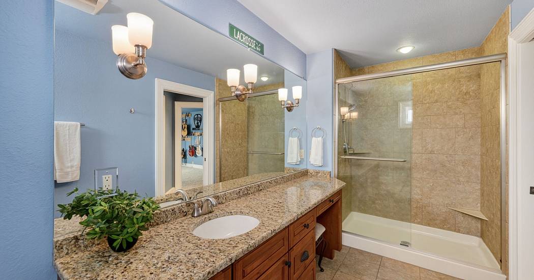 2026_W12295_reynolds_rd_int_mls-51.jpg