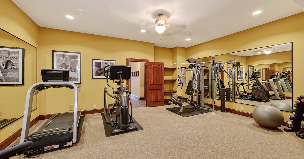 2026_W12295_reynolds_rd_int_mls-74.jpg
