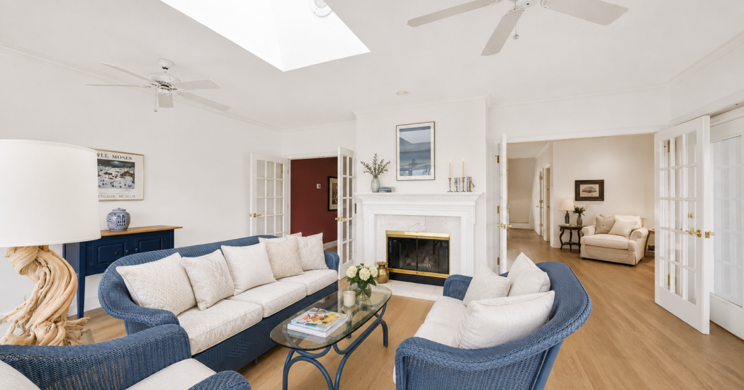 53 golf sunroom 2.png