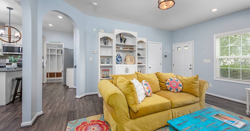 908WoodsidePark-7.jpg
