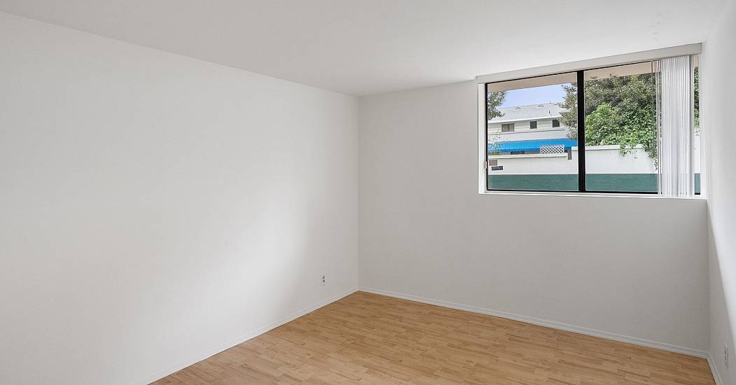 10535 Wilshire Blvd 410-22.jpg