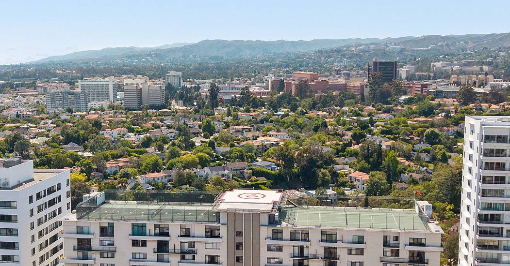 10535 Wilshire Blvd 410-43.jpg