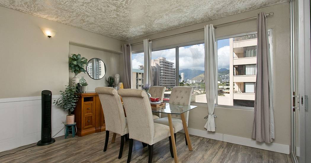 Dining Area Wide Angle - Rachel Alsagoff.jpg