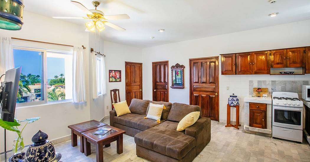 Aventura Pacifico-Casita 7-06.jpg