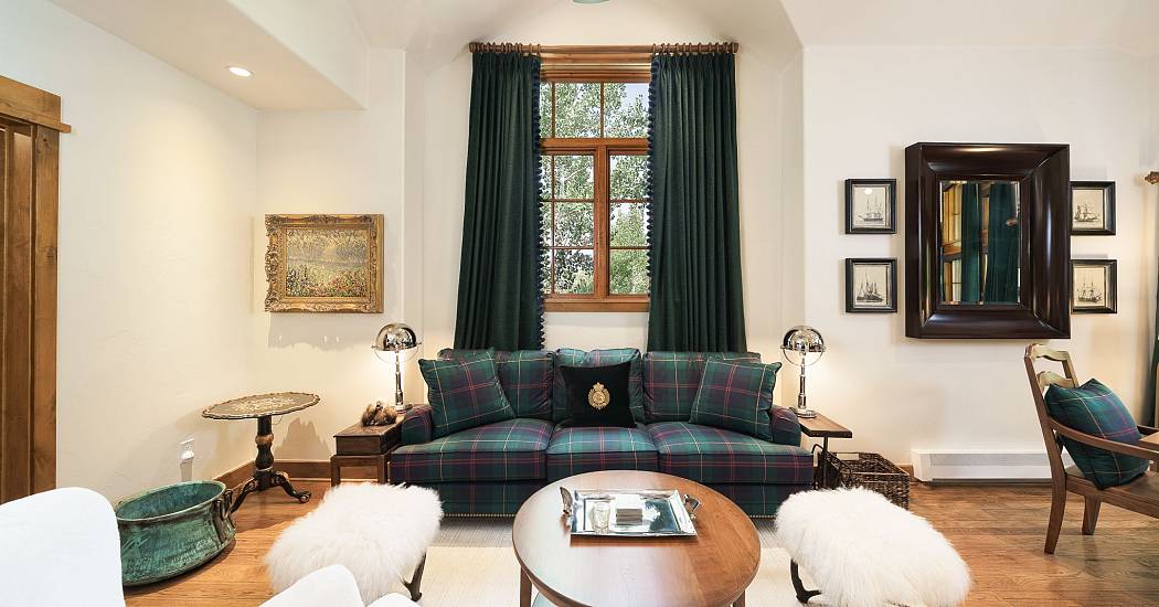 201_Settler's_Lodge_025.jpg