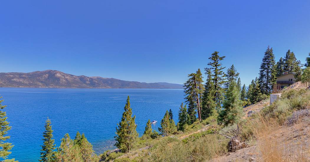 447 Lakeshore Blvd Incline-large-003-001-North Corner of Parcel  Top of-1500x1000-72dpi.jpg
