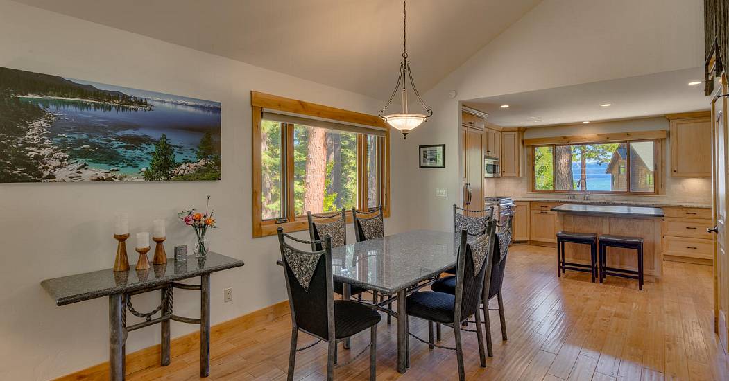 154 Skyland Way Tahoe City CA-large-012-021-Dining Room-1500x1000-72dpi.jpg