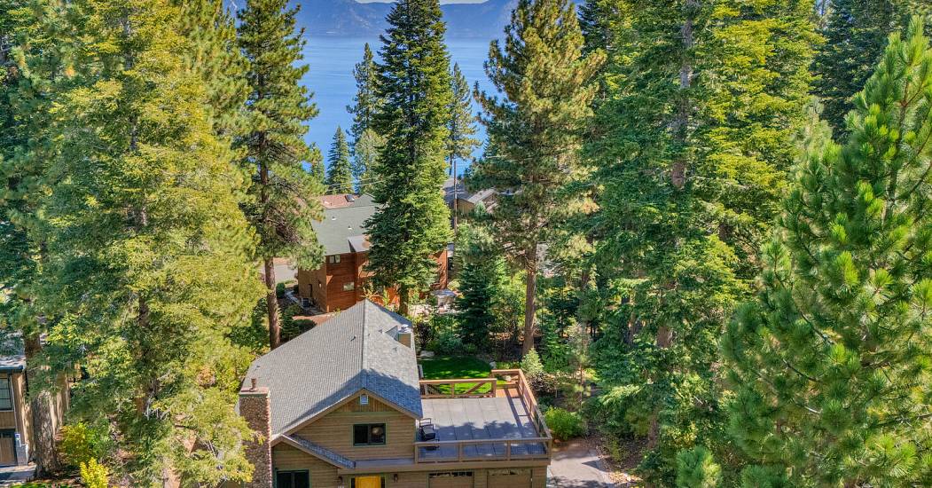 154 Skyland Way Tahoe City CA-large-003-031-Front Exterior-1500x1000-72dpi.jpg