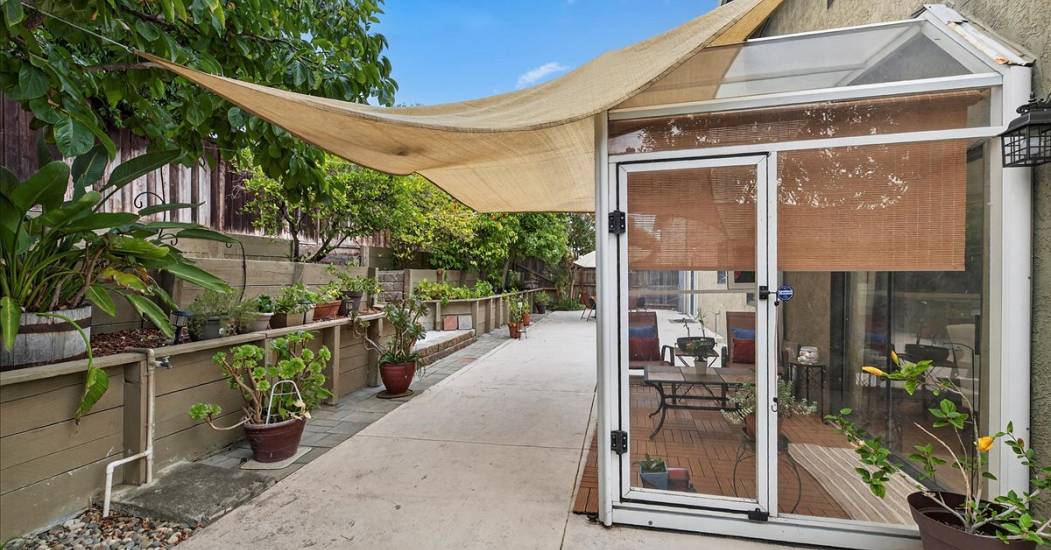 40-Patio.jpg