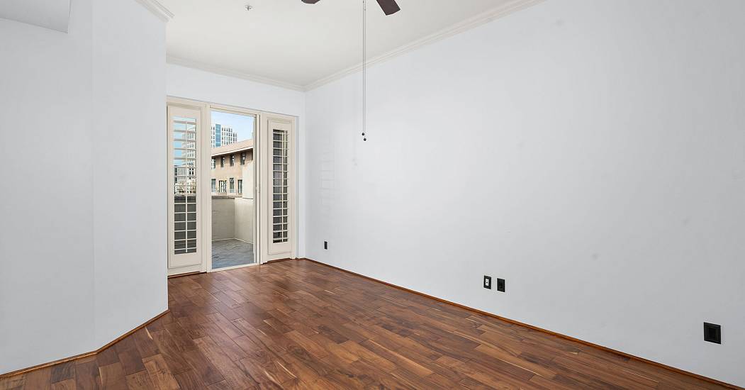 28-655 India St-26.jpg