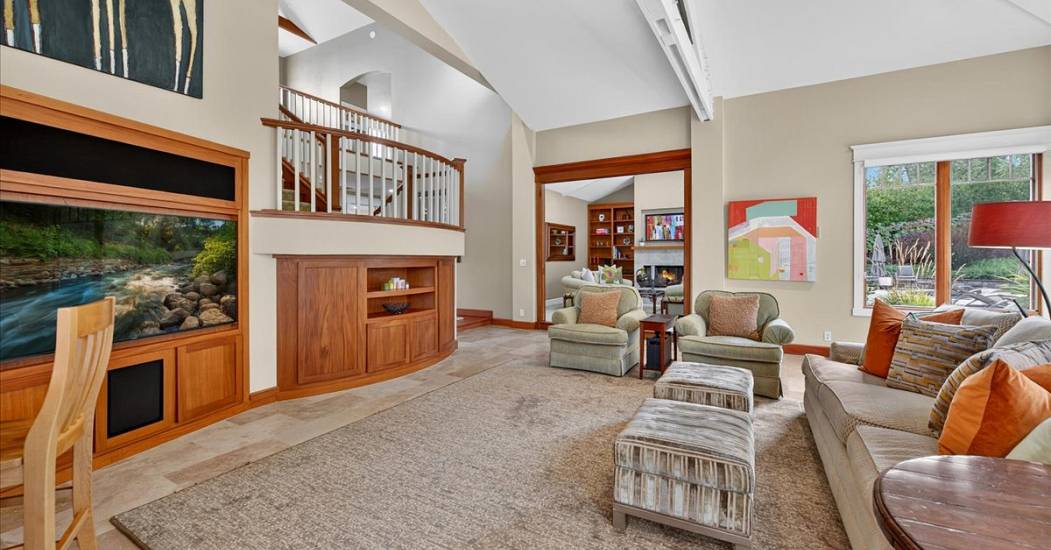 16-Family Room to Living Room.jpg