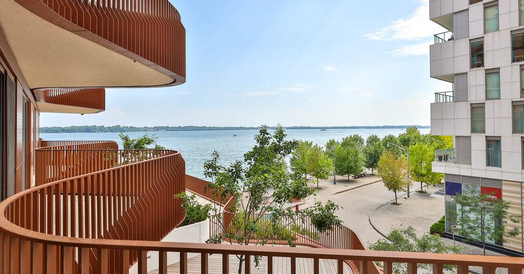 072_214-155_merchant-s_wharf_-65_163.jpg