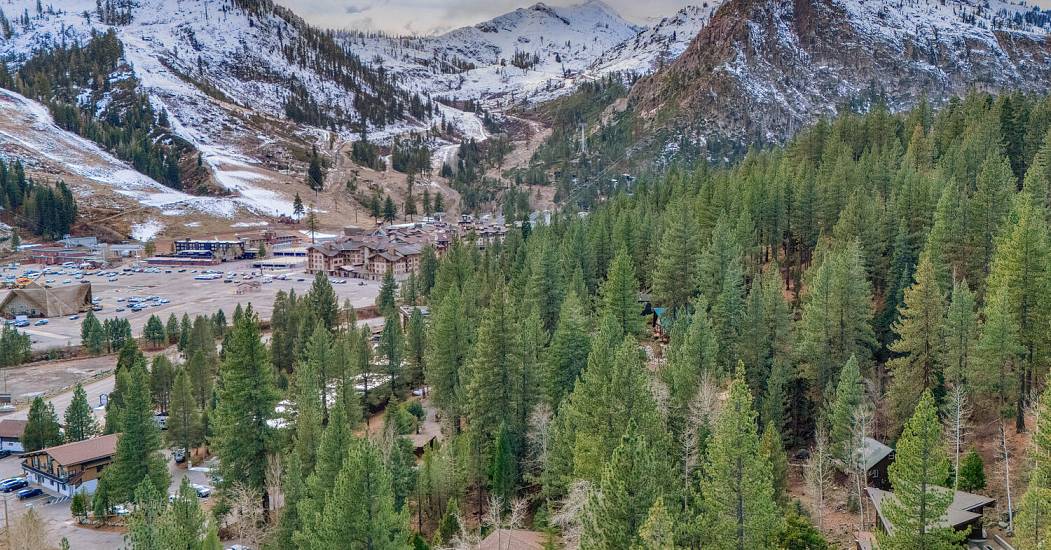 1620 Lanny Ln Olympic Valley-large-039-016-Proximity to Palisades-1500x1000-72dpi.jpg