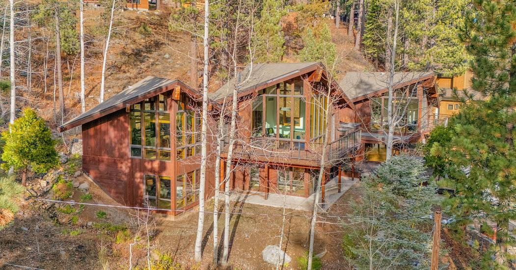 1620 Lanny Ln Olympic Valley-large-004-024-Front Exterior drone-1500x1000-72dpi.jpg