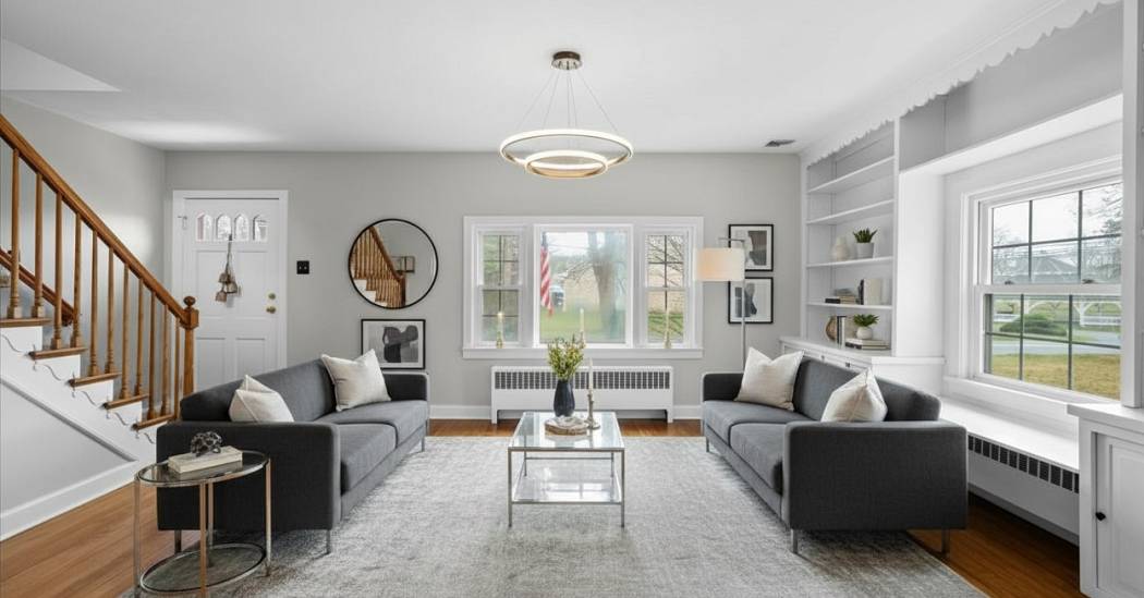 Living Room 4.jpg
