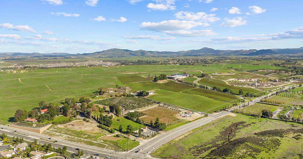49-print-41309 Avenida Biona Temecula, Ca - 49.jpeg