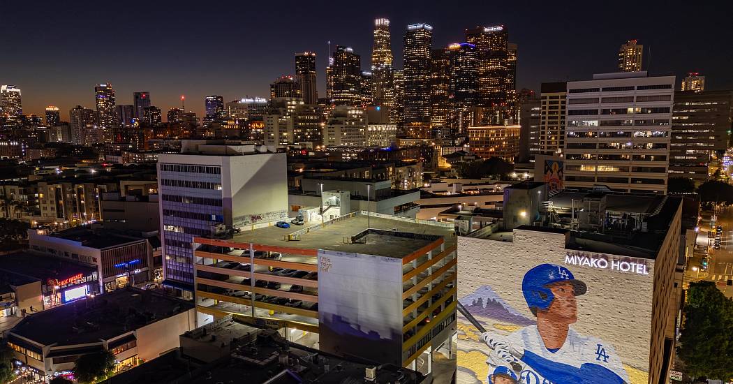 825_E_4th_Street_508_Los_Angeles-58.jpg