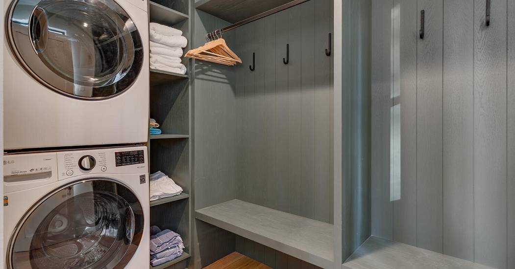 2045 W Lake Blvd Tahoe City CA-large-037-037-Laundry-1500x1000-72dpi.jpg