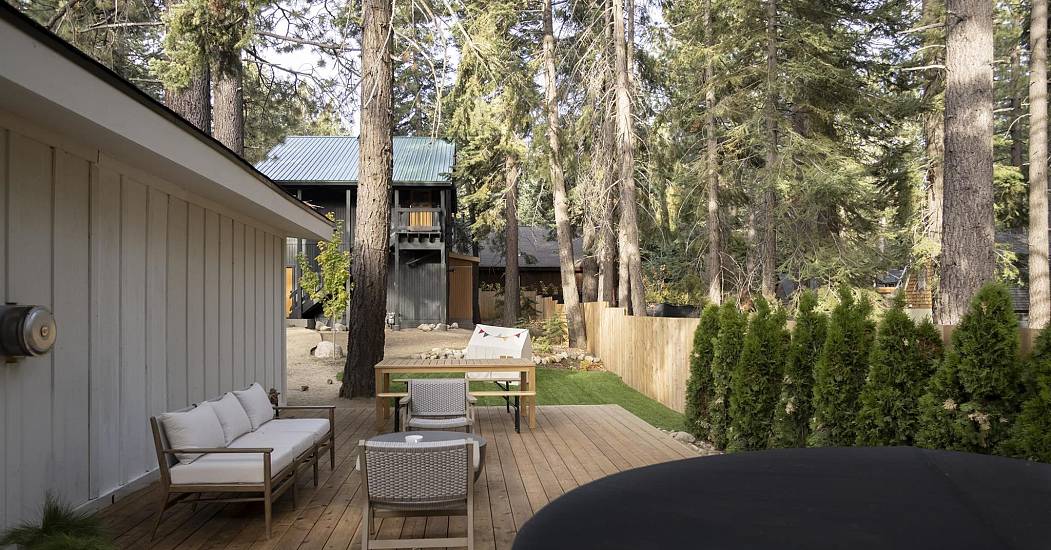 outdoor deck.jpeg