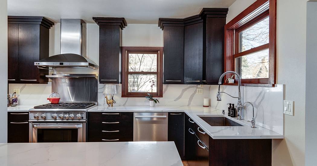 2026_2230_chadbourne_ave_int_cm_mls-17.jpg