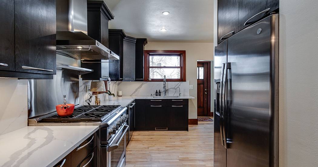 2026_2230_chadbourne_ave_int_cm_mls-20.jpg