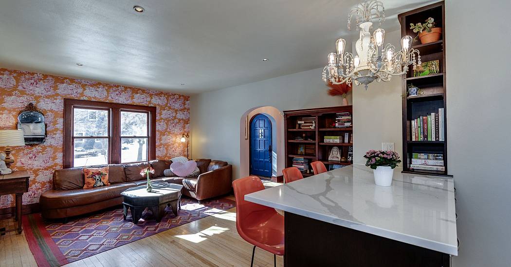 2026_2230_chadbourne_ave_int_cm_mls-06.jpg