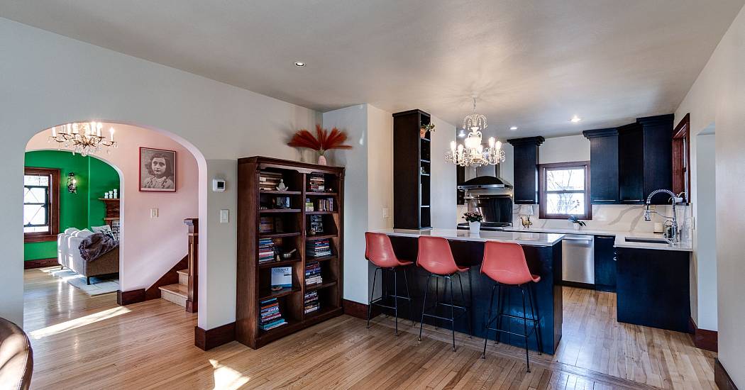 2026_2230_chadbourne_ave_int_cm_mls-08.jpg