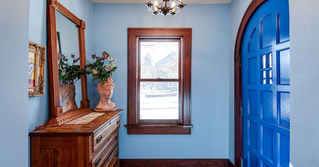 2026_2230_chadbourne_ave_int_cm_mls-11.jpg