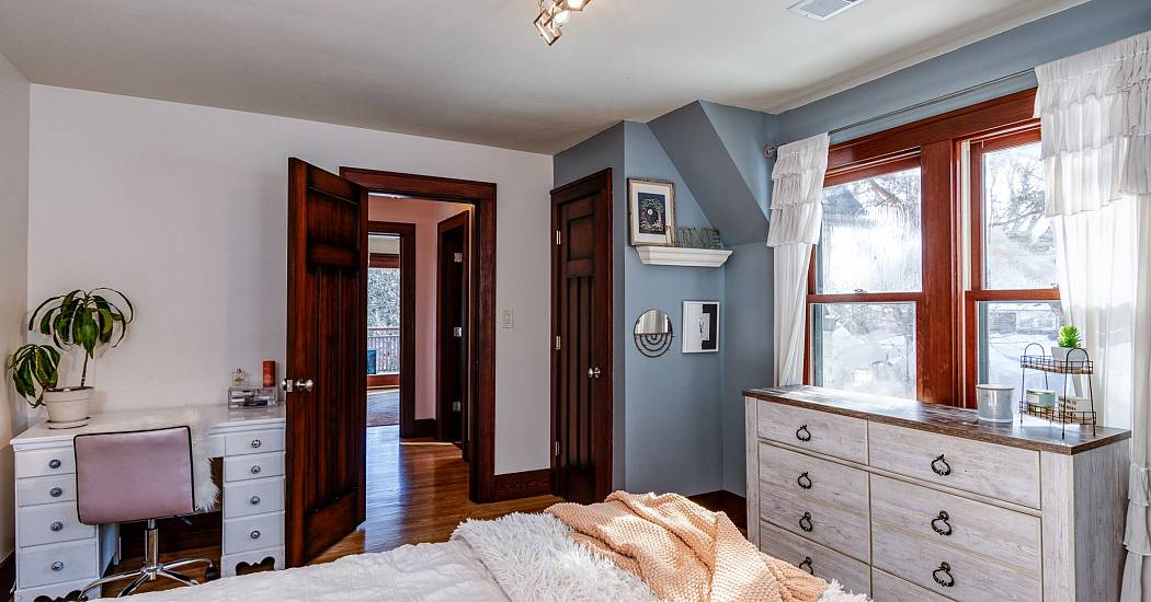 2026_2230_chadbourne_ave_int_cm_mls-45.jpg